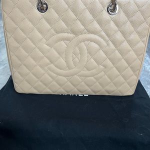Chanel grand Shopping Tote